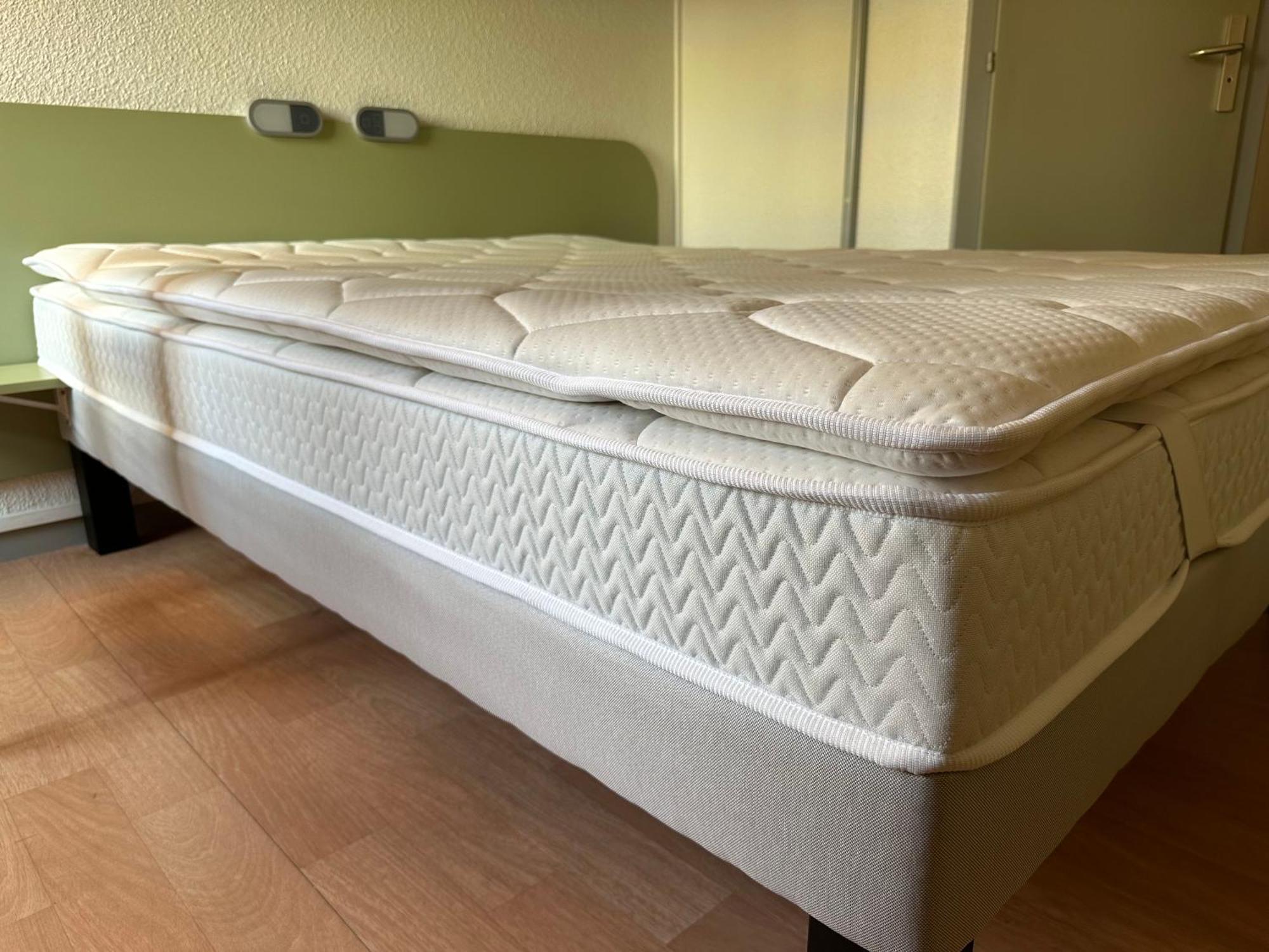 Ibis Budget Lisieux Εξωτερικό φωτογραφία